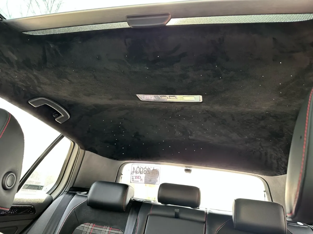 2018 Volkswagen GolfGTI 2.0T 220HP L4 7DCT,autocango,china used car exporter,china ev exporter,chinese used car exporter,chinese used ev exporter