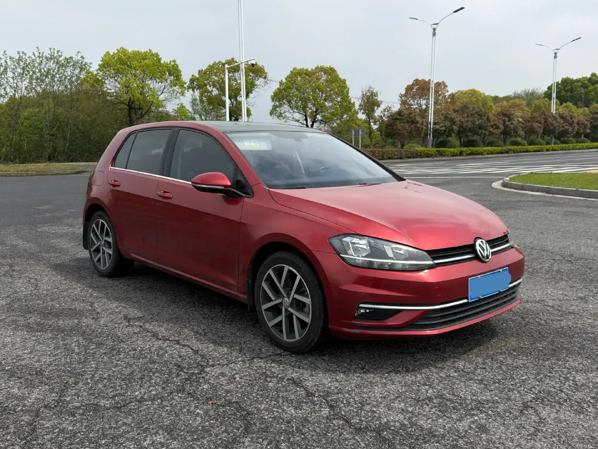 2018 Volkswagen Golf 1.4T 131HP L4 7DCT,autocango,china used car exporter,china ev exporter,chinese used car exporter,chinese used ev exporter