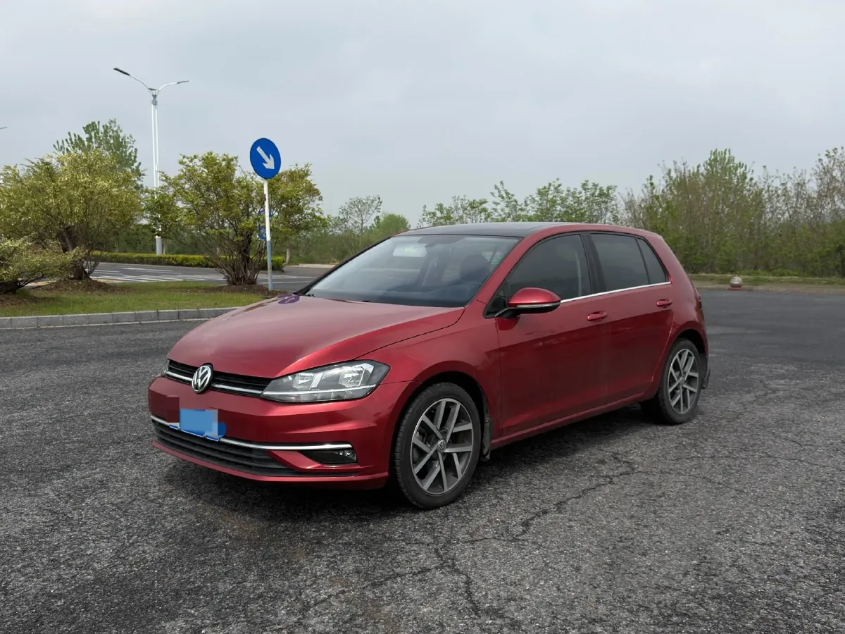 2018 Volkswagen Golf 1.4T 131HP L4 7DCT,autocango,china used car exporter,china ev exporter,chinese used car exporter,chinese used ev exporter