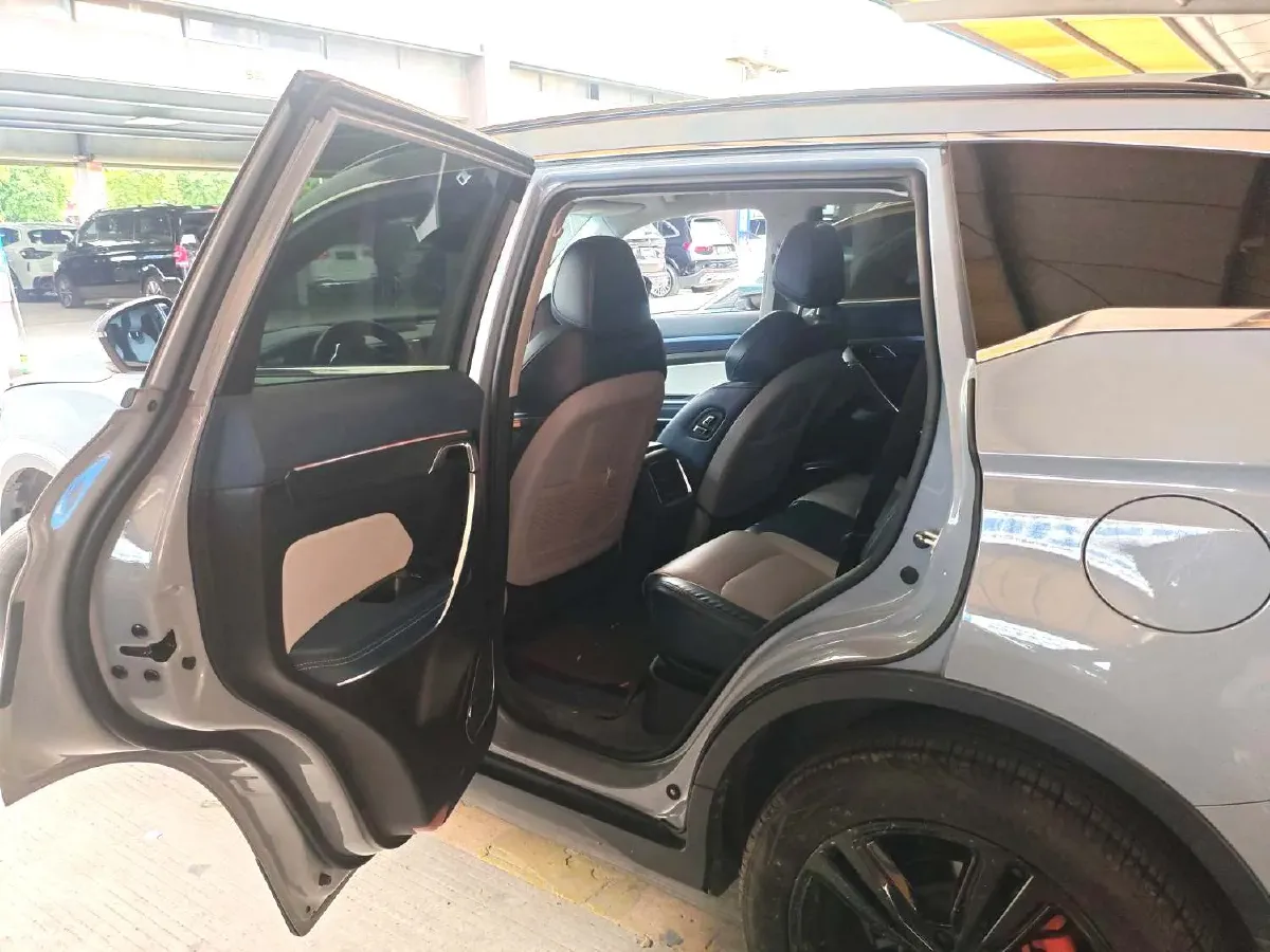 2022 Geely Azkarra 1.8T 184HP L4 7DCT,autocango,china used car exporter,china ev exporter,chinese used car exporter,chinese used ev exporter