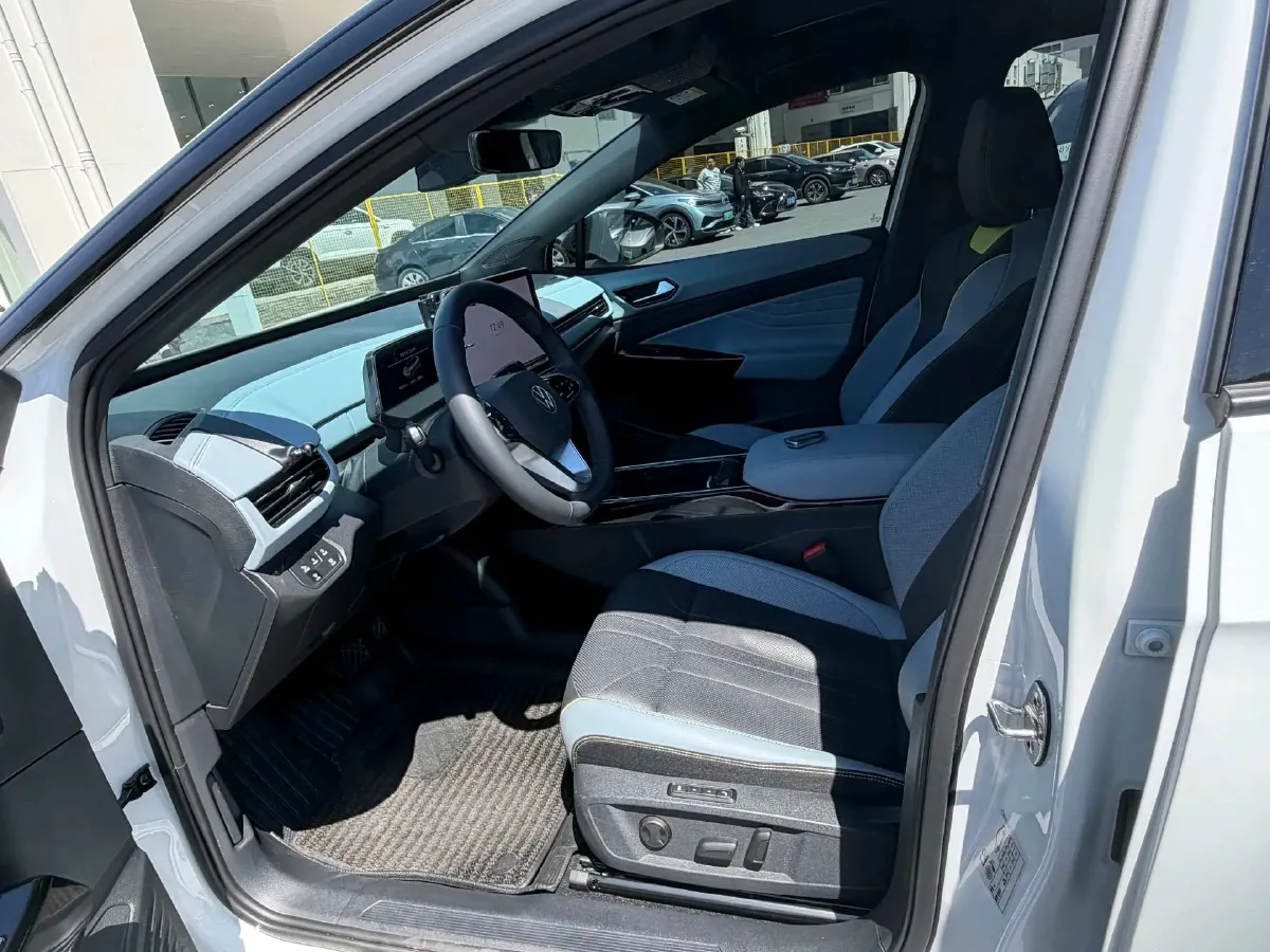 2025 Volkswagen ID.4 X BEV 52.8KWH,autocango,china used car exporter,china ev exporter,chinese used car exporter,chinese used ev exporter