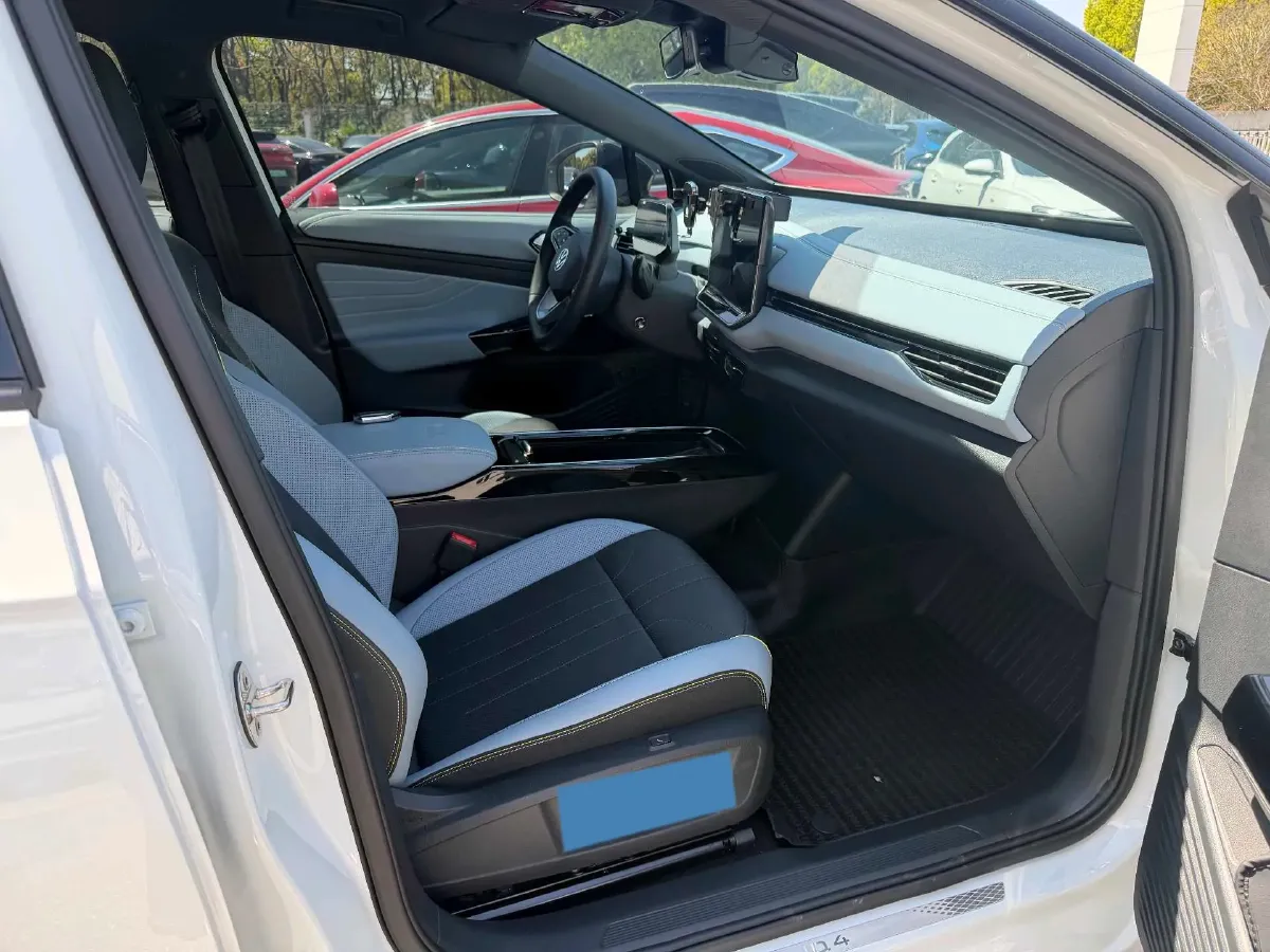 2025 Volkswagen ID.4 X BEV 52.8KWH,autocango,china used car exporter,china ev exporter,chinese used car exporter,chinese used ev exporter