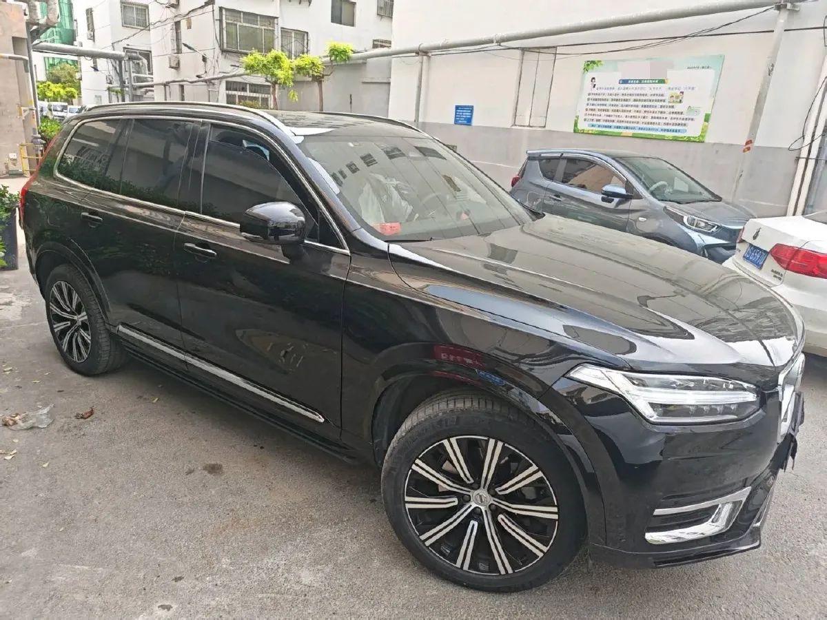 2024 Volvo XC90 2.0T 299HP L4 8AT,autocango,china used car exporter,china ev exporter,chinese used car exporter,chinese used ev exporter