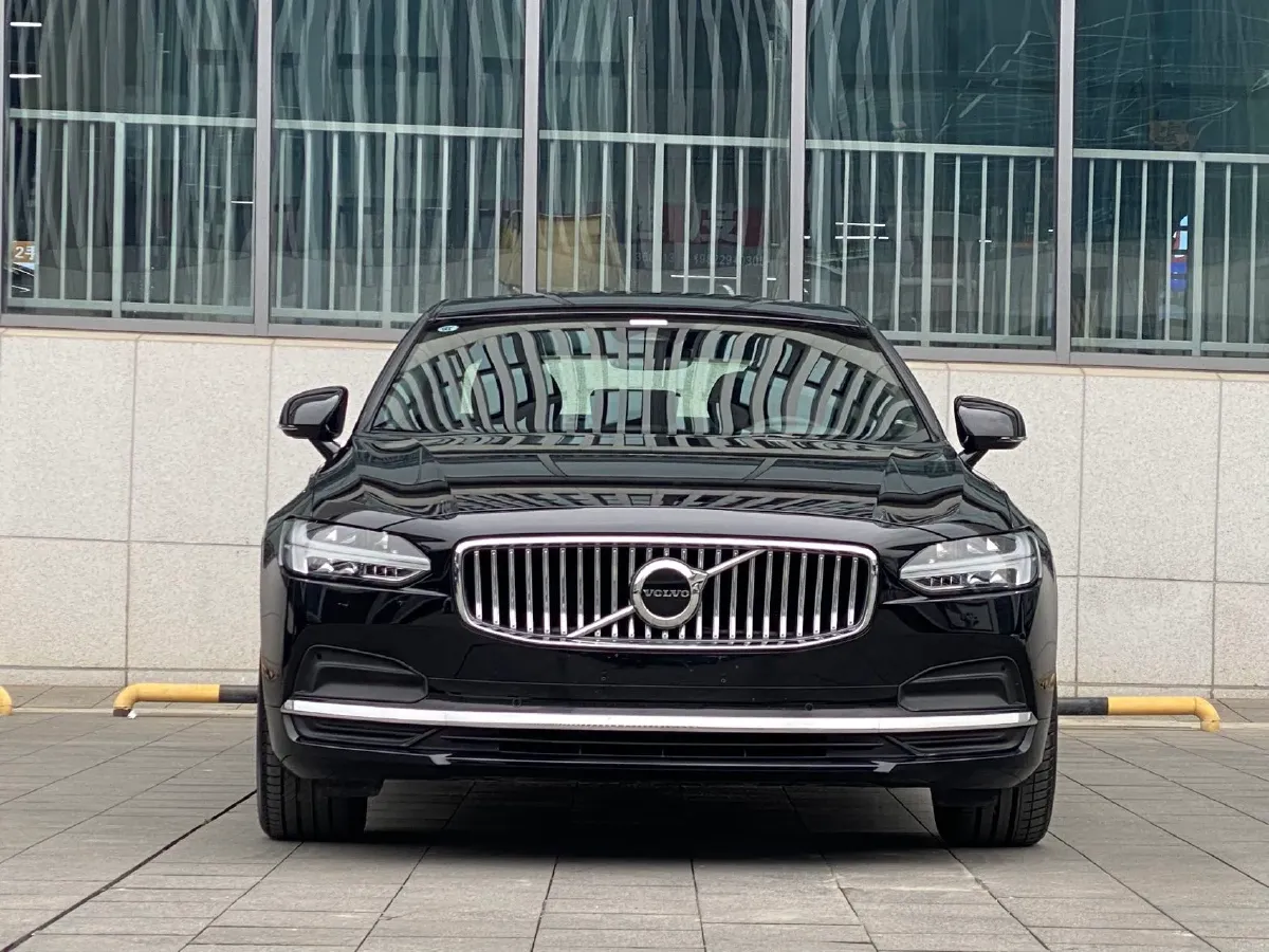 2024 Volvo S90 2.0T 250HP L4 8AT,autocango,china used car exporter,china ev exporter,chinese used car exporter,chinese used ev exporter