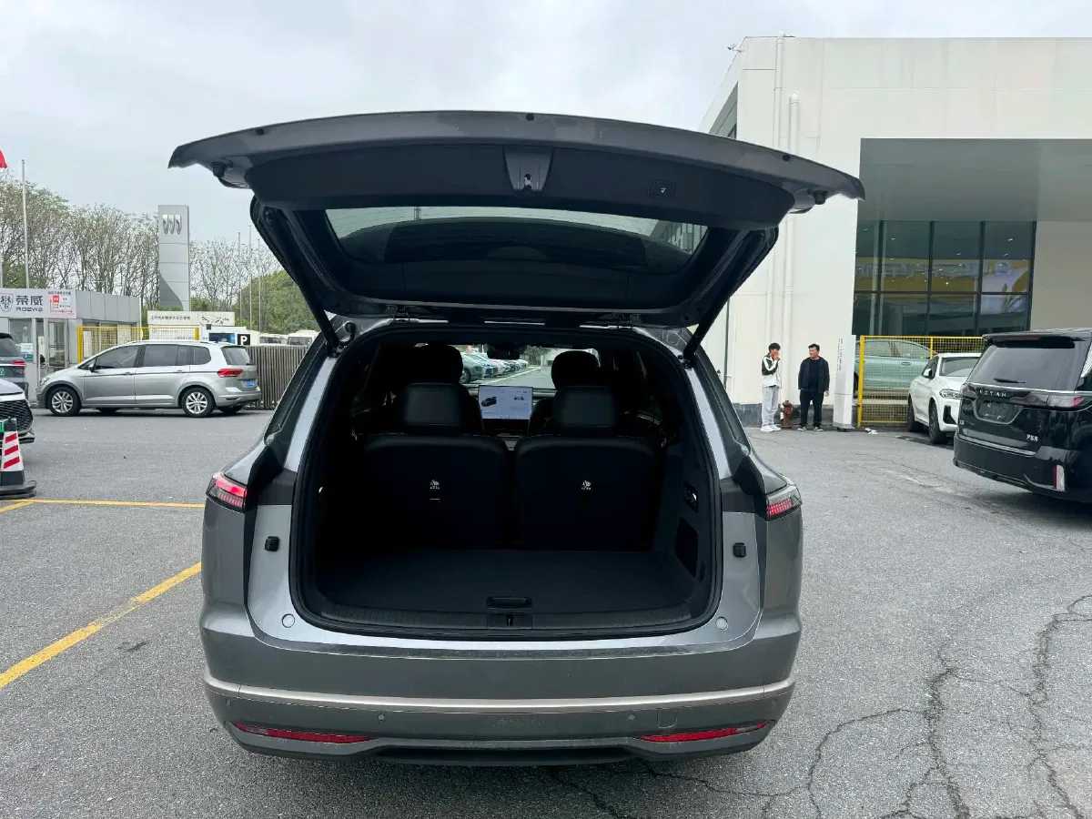 2025 ONVO L90 BEV,autocango,china used car exporter,china ev exporter,chinese used car exporter,chinese used ev exporter