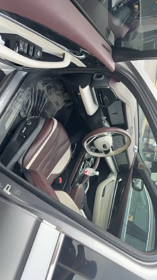 2021 Geely Monjaro 2.0T 218HP L4 7DCT,autocango,china used car exporter,china ev exporter,chinese used car exporter,chinese used ev exporter