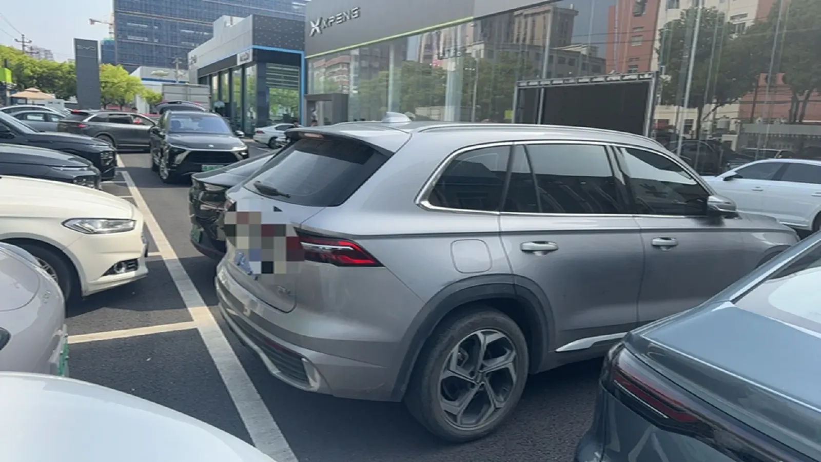 2021 Geely Monjaro 2.0T 218HP L4 7DCT,autocango,china used car exporter,china ev exporter,chinese used car exporter,chinese used ev exporter