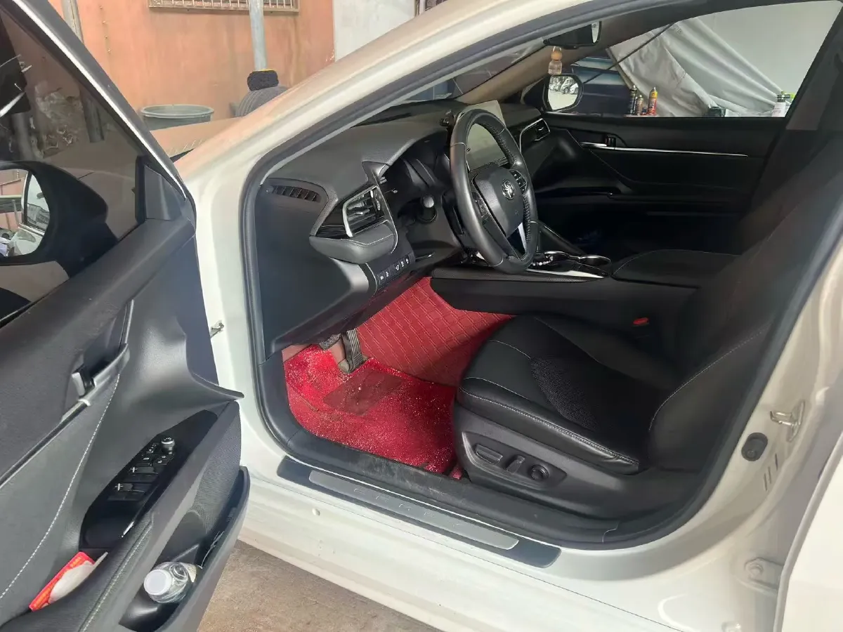 2021 Toyota Camry 2.5L 209HP L4 8AT,autocango,china used car exporter,china ev exporter,chinese used car exporter,chinese used ev exporter