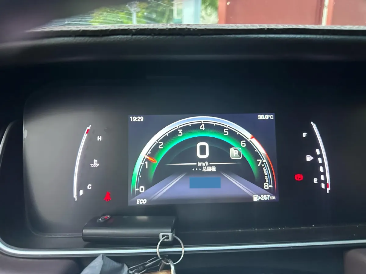 2021 GAC Trumpchi M6 1.5T 169HP L4 7DCT,autocango,china used car exporter,china ev exporter,chinese used car exporter,chinese used ev exporter