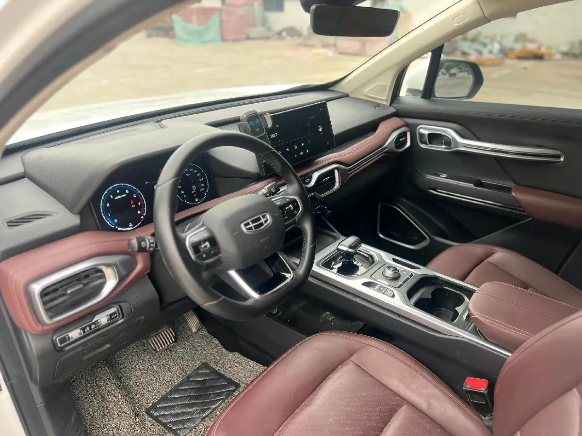 2022 Geely Okavango 1.8T 184HP L4 7DCT,autocango,china used car exporter,china ev exporter,chinese used car exporter,chinese used ev exporter