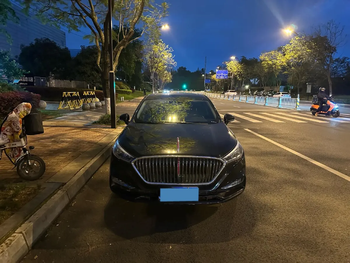 2022 HongQi H5 1.8T 197HP L4 6AT,autocango,china used car exporter,china ev exporter,chinese used car exporter,chinese used ev exporter