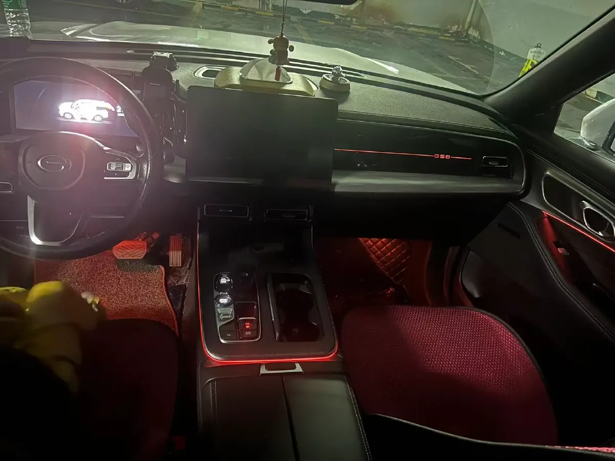 2022 GAC Trumpchi GS8 2.0T 252HP L4 8AT,autocango,china used car exporter,china ev exporter,chinese used car exporter,chinese used ev exporter