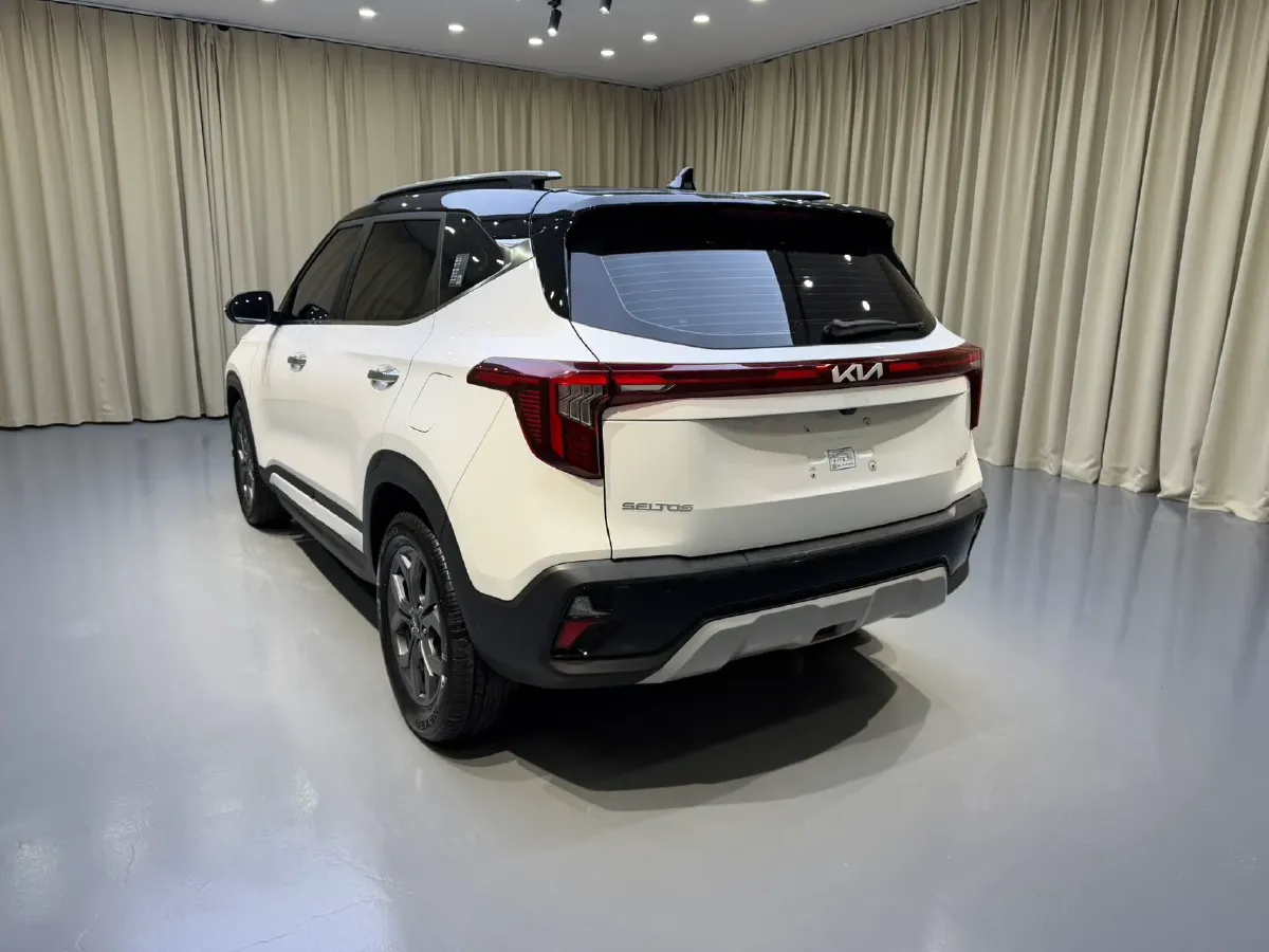 2023 Kia Seltos 1.5L 115HP L4 CVT,autocango,china used car exporter,china ev exporter,chinese used car exporter,chinese used ev exporter