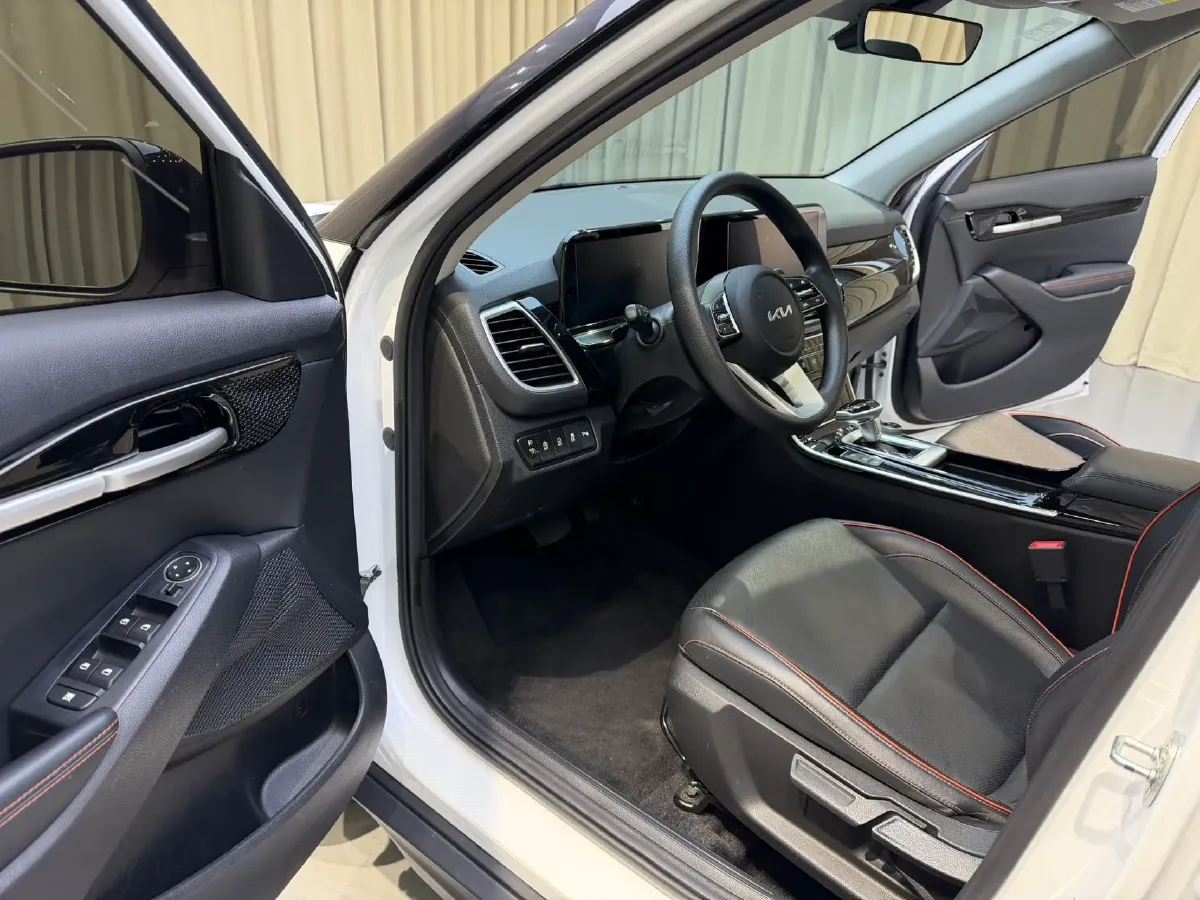 2023 Kia Seltos 1.5L 115HP L4 CVT,autocango,china used car exporter,china ev exporter,chinese used car exporter,chinese used ev exporter