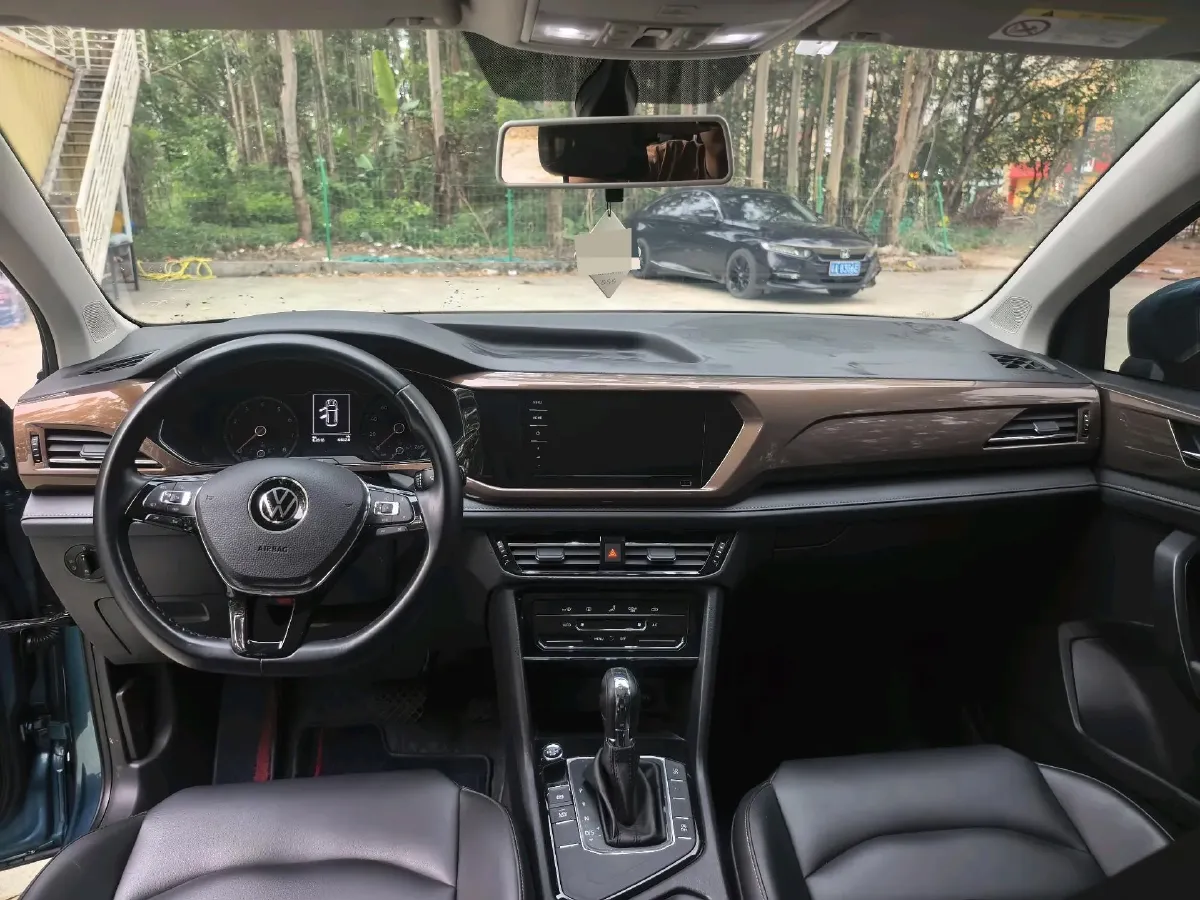 2020 Volkswagen Tharu 1.4T 150HP L4 7DCT,autocango,china used car exporter,china ev exporter,chinese used car exporter,chinese used ev exporter