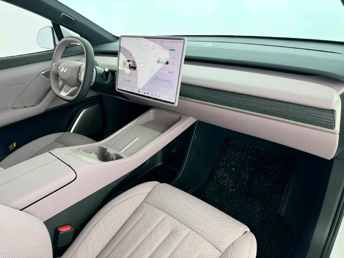 2024 ONVO L60 BEV 60KWH,autocango,china used car exporter,china ev exporter,chinese used car exporter,chinese used ev exporter