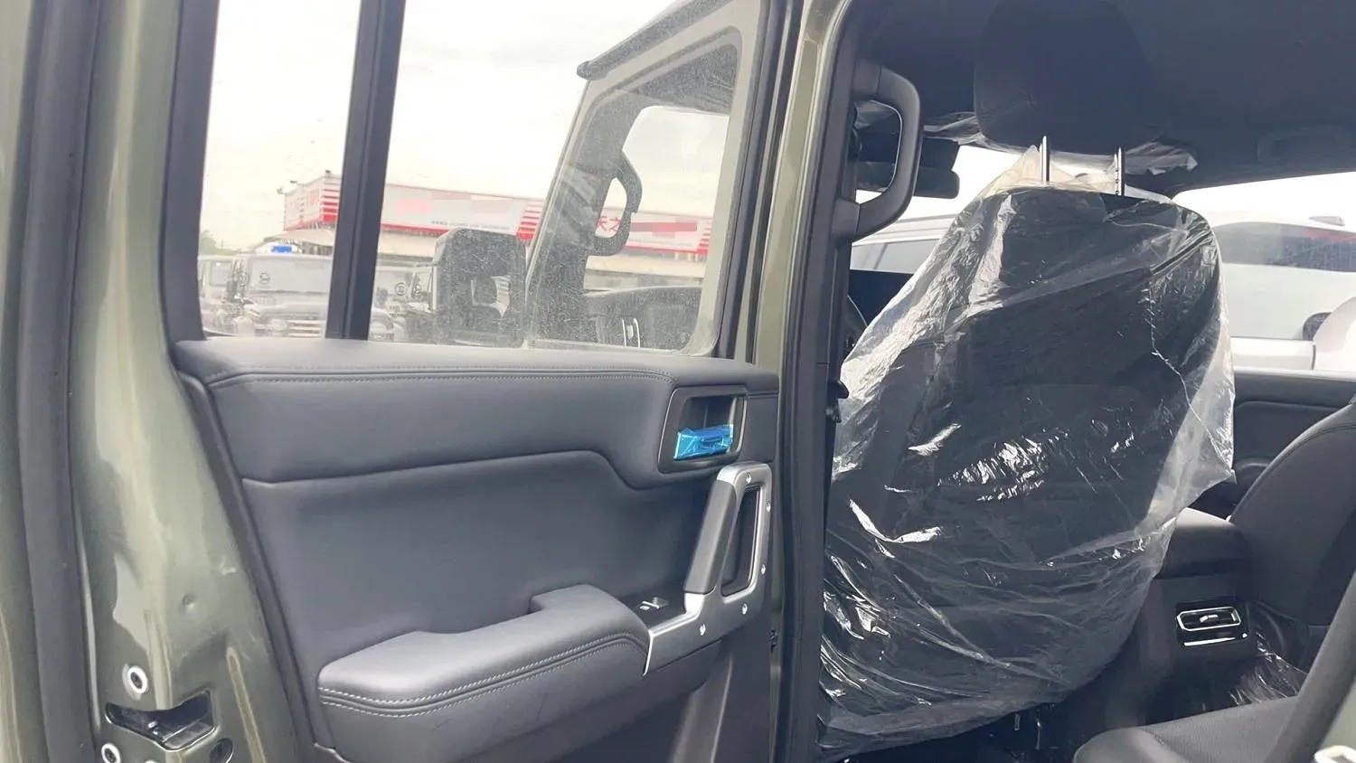 2024 212 212 T01 2.0T 252HP L4 8AT,autocango,china used car exporter,china ev exporter,chinese used car exporter,chinese used ev exporter