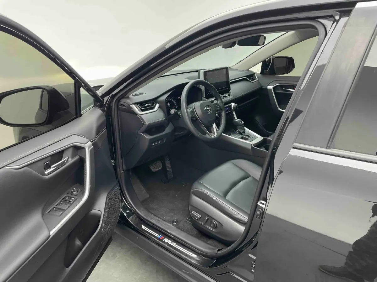 2020 Toyota RAV4 2.0L 171HP L4 CVT,autocango,china used car exporter,china ev exporter,chinese used car exporter,chinese used ev exporter