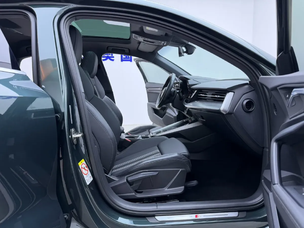 2022 Audi A3 1.4T 150HP L4 7DCT,autocango,china used car exporter,china ev exporter,chinese used car exporter,chinese used ev exporter