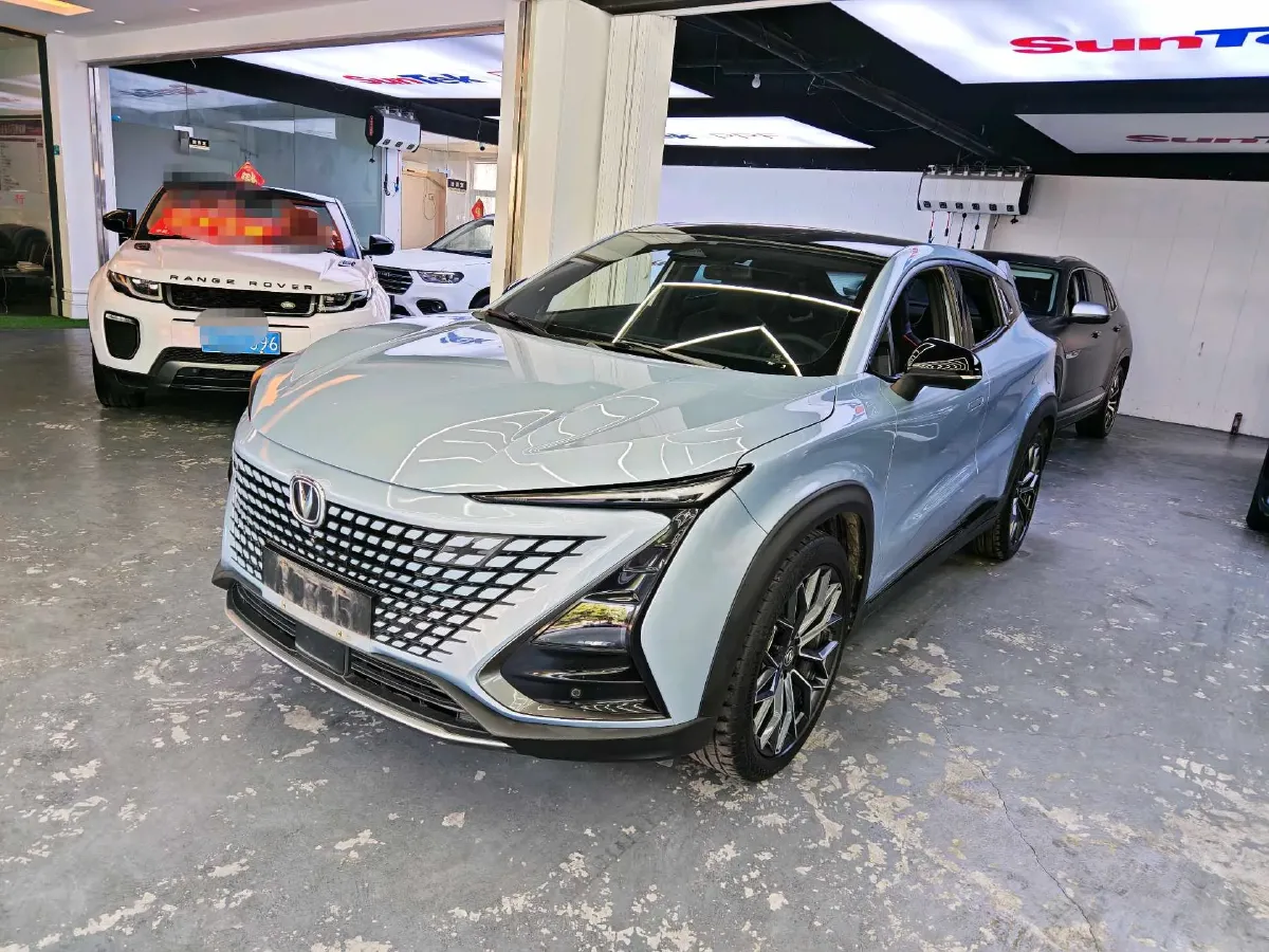 2022 ChangAn UNI-T 1.5T 188HP L4 7DCT,autocango,china used car exporter,china ev exporter,chinese used car exporter,chinese used ev exporter