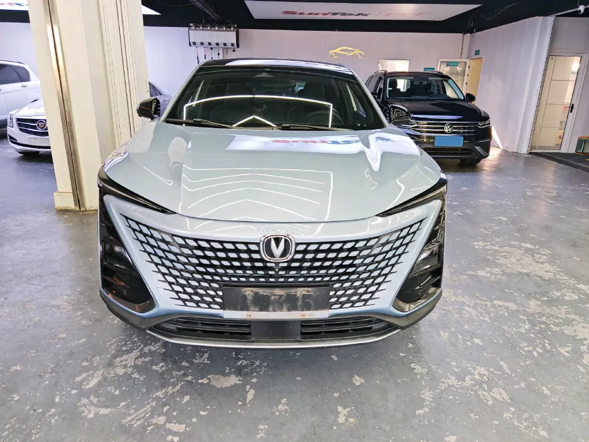 2022 ChangAn UNI-T 1.5T 188HP L4 7DCT,autocango,china used car exporter,china ev exporter,chinese used car exporter,chinese used ev exporter