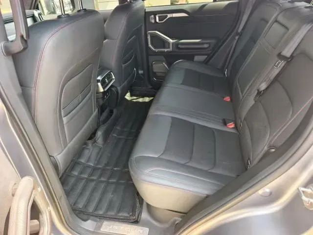 2023 Jetour Traveller 2.0T 254HP L4 7DCT,autocango,china used car exporter,china ev exporter,chinese used car exporter,chinese used ev exporter