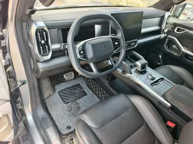 2023 Jetour Traveller 2.0T 254HP L4 7DCT,autocango,china used car exporter,china ev exporter,chinese used car exporter,chinese used ev exporter