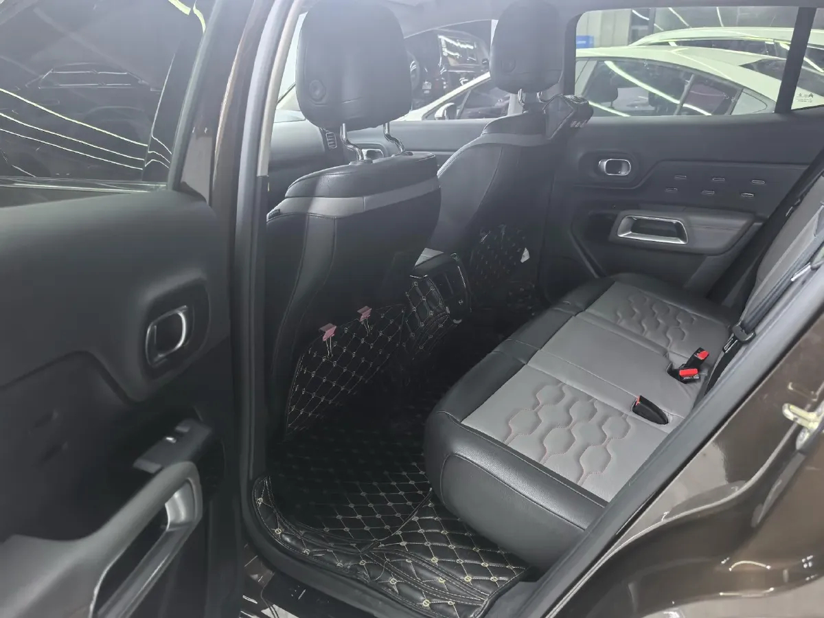 2017 Citroen C5 Aircross 1.8T 204HP L4 6AT,autocango,china used car exporter,china ev exporter,chinese used car exporter,chinese used ev exporter