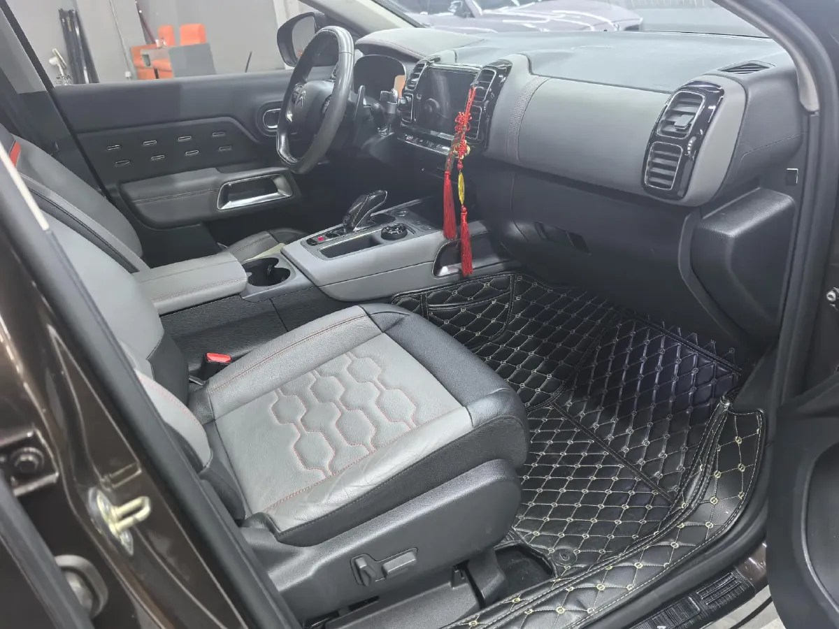 2017 Citroen C5 Aircross 1.8T 204HP L4 6AT,autocango,china used car exporter,china ev exporter,chinese used car exporter,chinese used ev exporter