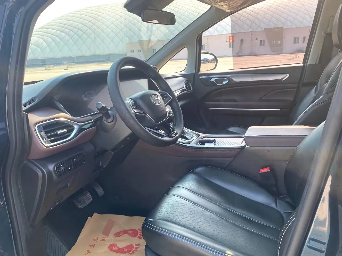 2021 GAC Trumpchi M6 1.5T 169HP L4 7DCT,autocango,china used car exporter,china ev exporter,chinese used car exporter,chinese used ev exporter