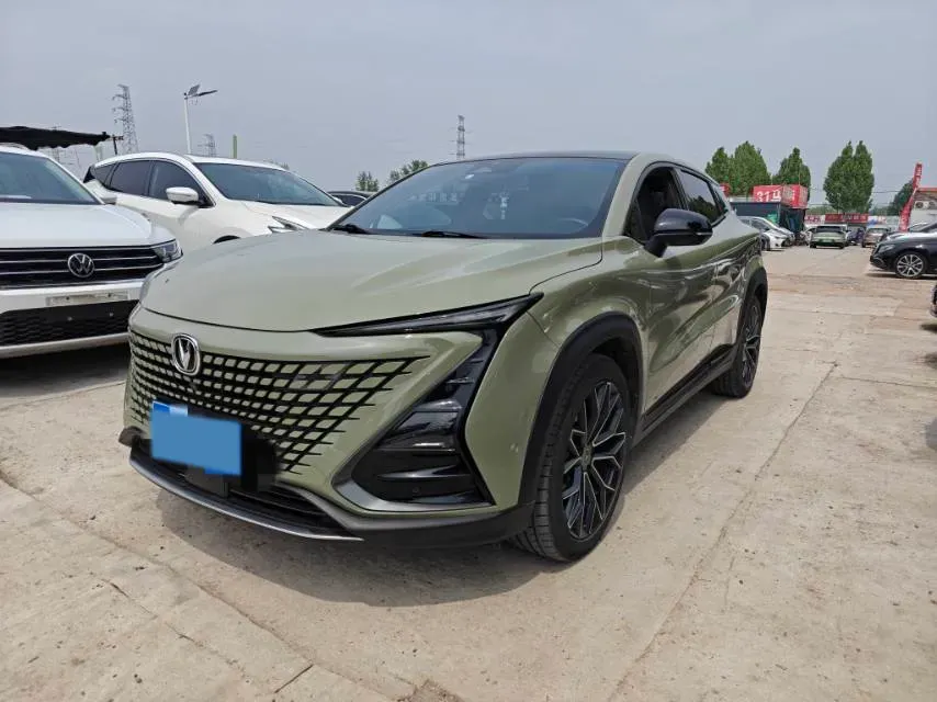 2022 ChangAn UNI-T 1.5T 188HP L4 7DCT,autocango,china used car exporter,china ev exporter,chinese used car exporter,chinese used ev exporter