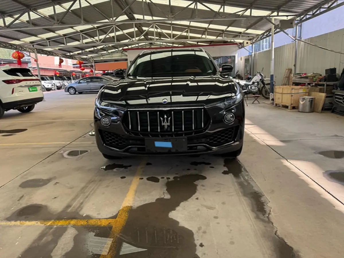 2018 Maserati Levante 3.0T 350HP V6 8AT,autocango,china used car exporter,china ev exporter,chinese used car exporter,chinese used ev exporter