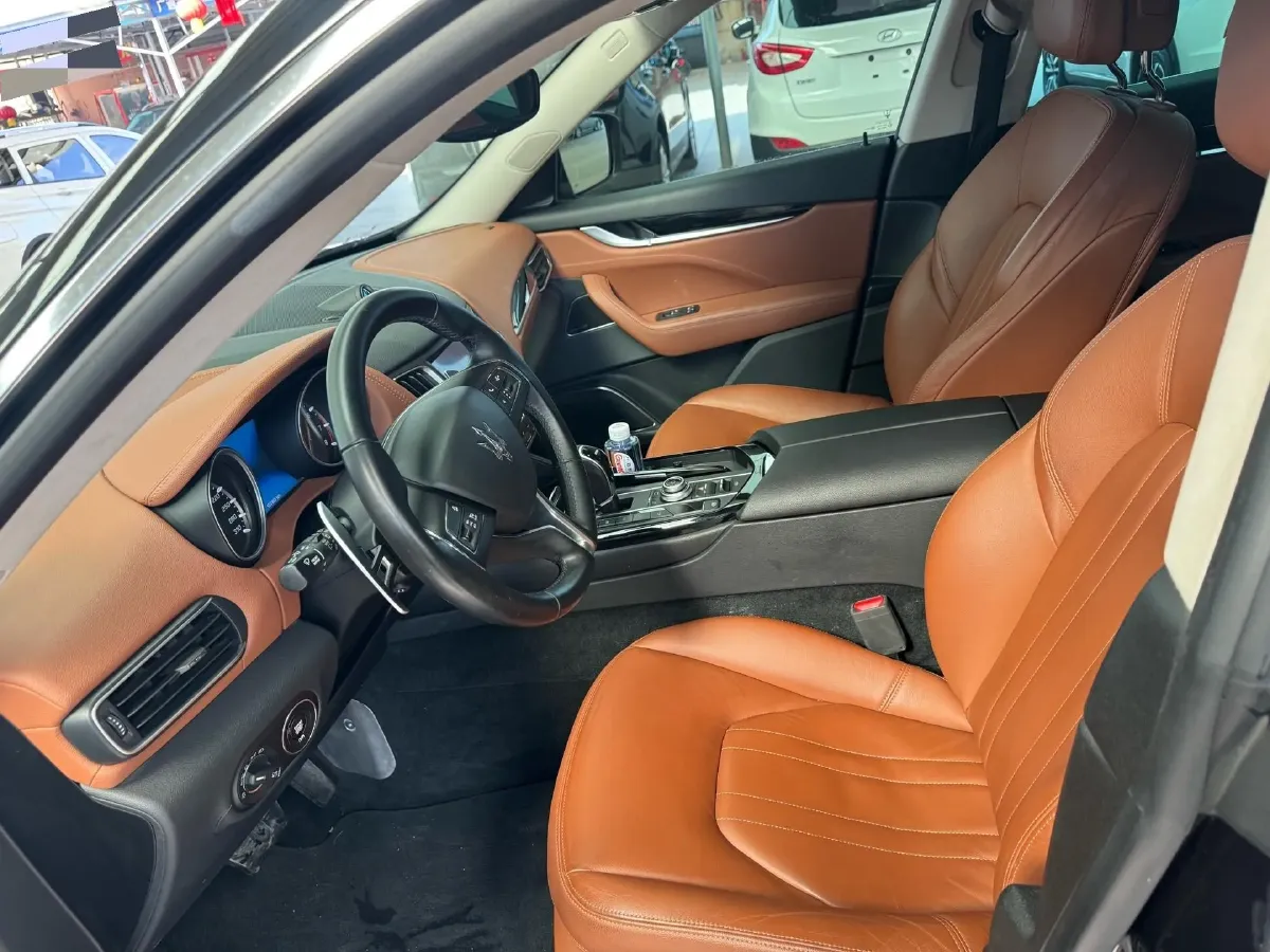 2018 Maserati Levante 3.0T 350HP V6 8AT,autocango,china used car exporter,china ev exporter,chinese used car exporter,chinese used ev exporter