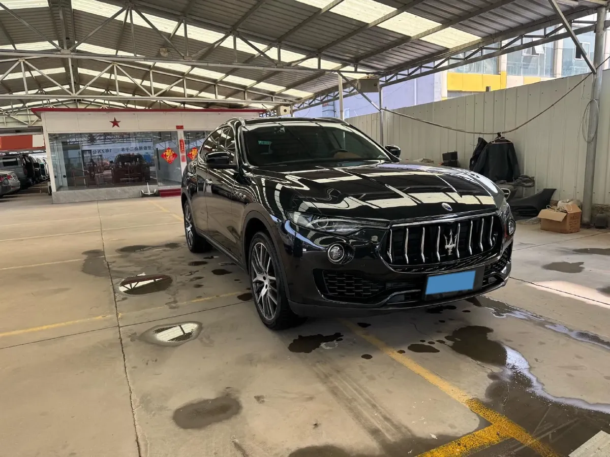 2018 Maserati Levante 3.0T 350HP V6 8AT,autocango,china used car exporter,china ev exporter,chinese used car exporter,chinese used ev exporter