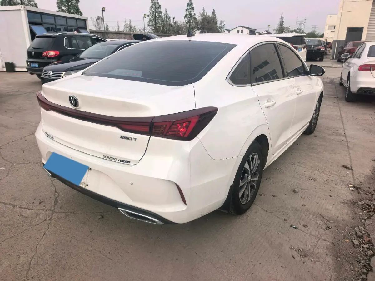 2024 ChangAn Eado 1.4T 160HP L4 7DCT,autocango,china used car exporter,china ev exporter,chinese used car exporter,chinese used ev exporter