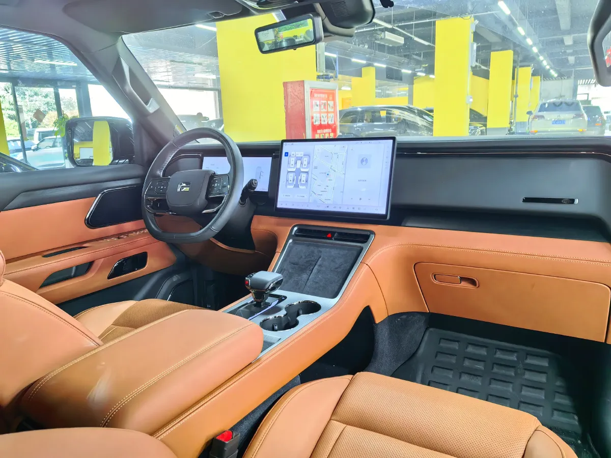 2023 ROXROX 01 1.5T 152HP L4 REEV 56.01KWH,autocango,china used car exporter,china ev exporter,chinese used car exporter,chinese used ev exporter