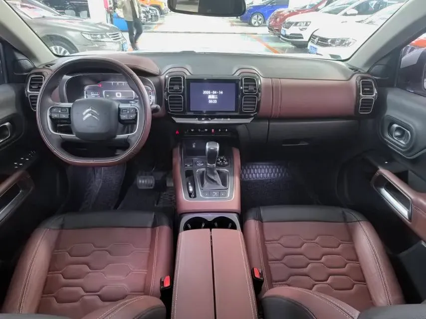 2017 Citroen C5 Aircross 1.6T 167HP L4 6AT,autocango,china used car exporter,china ev exporter,chinese used car exporter,chinese used ev exporter