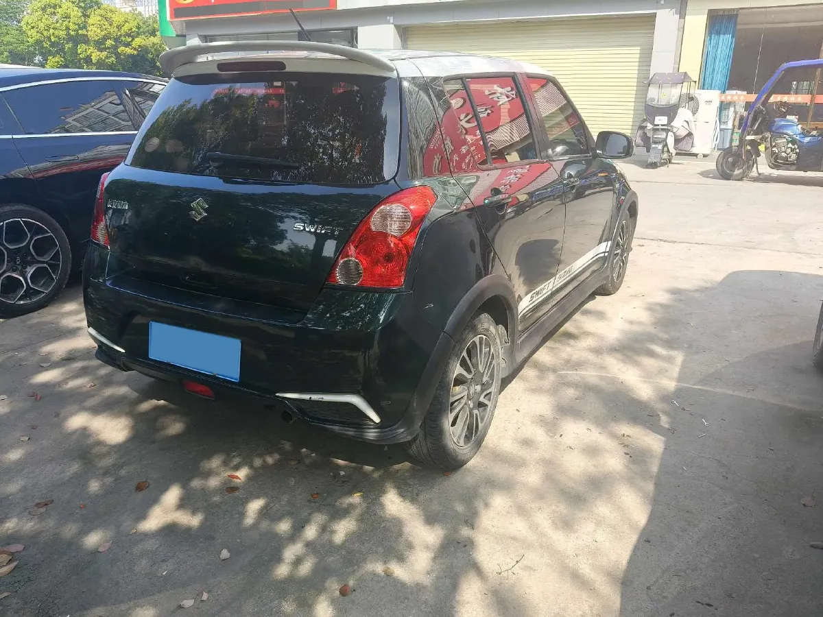 2015 Suzuki Swift 1.5L 103HP L4 4AT,autocango,china used car exporter,china ev exporter,chinese used car exporter,chinese used ev exporter