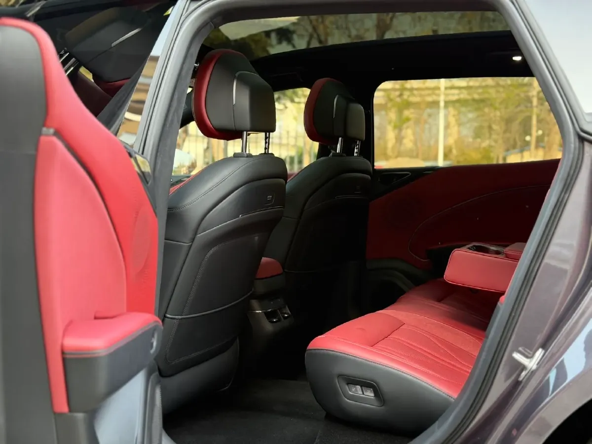 2025 Zeekr 7X BEV 75KWH,autocango,china used car exporter,china ev exporter,chinese used car exporter,chinese used ev exporter