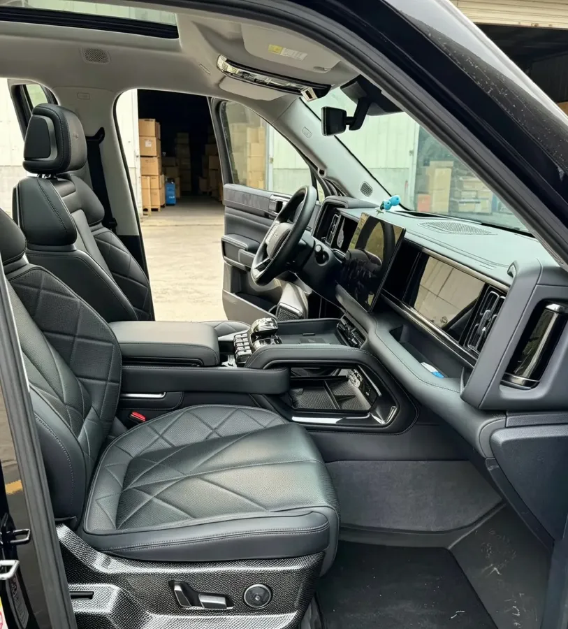 2023 FangChengBao Bao 5 1.5T 194HP L4 E-CVT PHEV 31.8KWH,autocango,china used car exporter,china ev exporter,chinese used car exporter,chinese used ev exporter