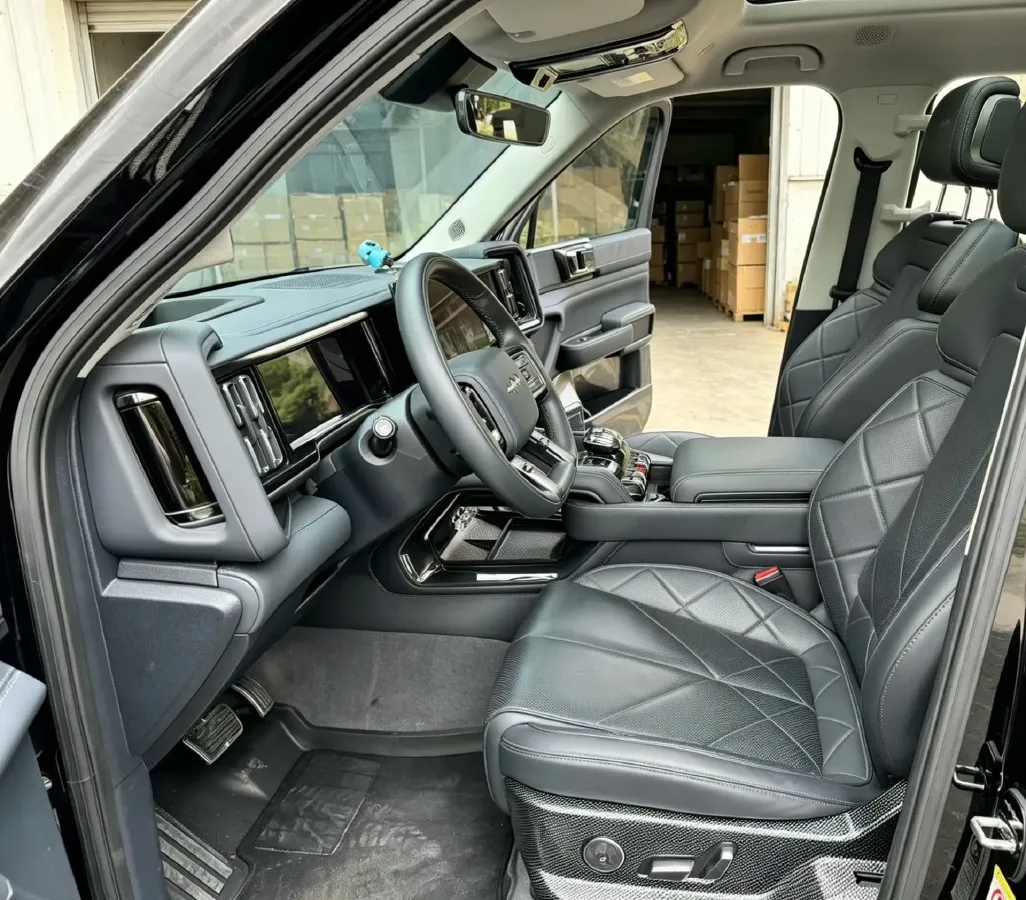 2023 FangChengBao Bao 5 1.5T 194HP L4 E-CVT PHEV 31.8KWH,autocango,china used car exporter,china ev exporter,chinese used car exporter,chinese used ev exporter