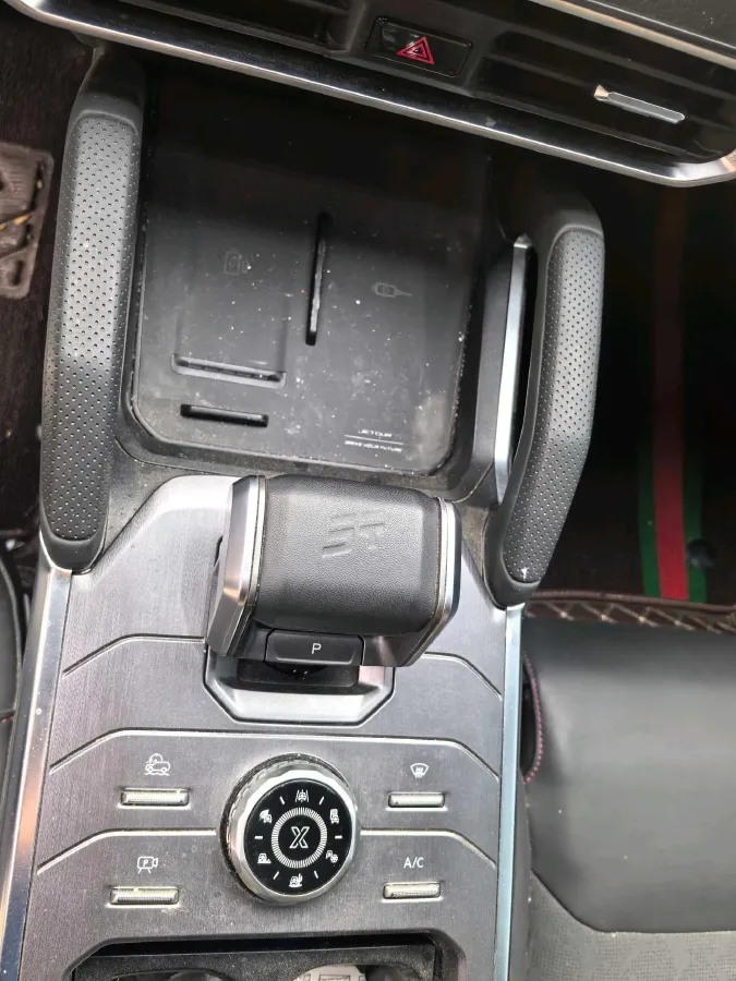 2023 Jetour Traveller 2.0T 254HP L4 7DCT,autocango,china used car exporter,china ev exporter,chinese used car exporter,chinese used ev exporter