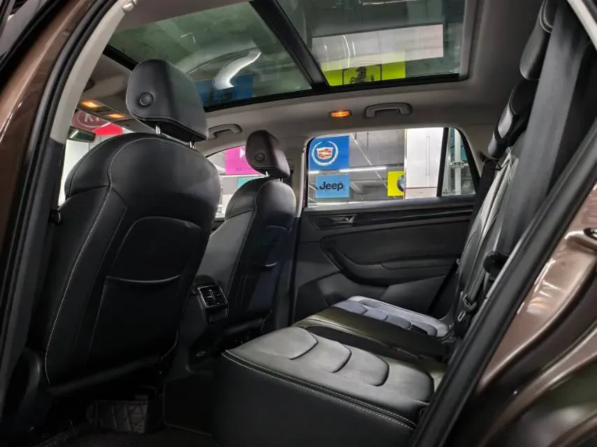 2018 Skoda Kodiak 2.0T 186HP L4 7DCT,autocango,china used car exporter,china ev exporter,chinese used car exporter,chinese used ev exporter