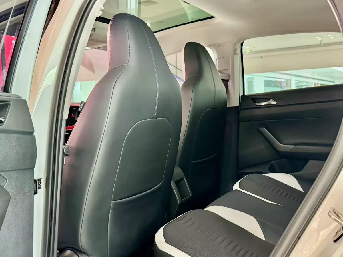 2023 Volkswagen Polo 1.5L 113HP L4 6AT,autocango,china used car exporter,china ev exporter,chinese used car exporter,chinese used ev exporter