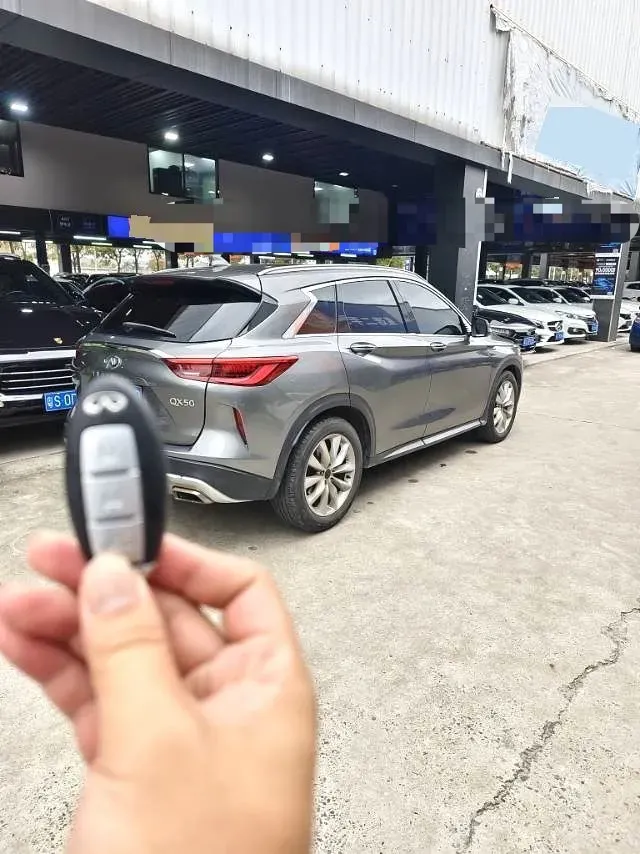 2018 Mitsubishi Pajero 3.0L 174HP V6 5AT,autocango,china used car exporter,china ev exporter,chinese used car exporter,chinese used ev exporter