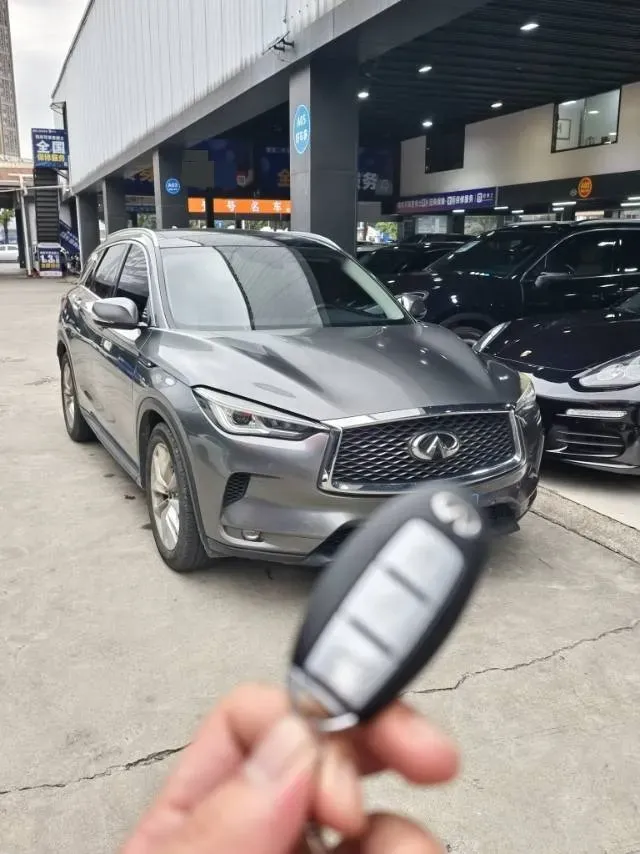 2018 Mitsubishi Pajero 3.0L 174HP V6 5AT,autocango,china used car exporter,china ev exporter,chinese used car exporter,chinese used ev exporter