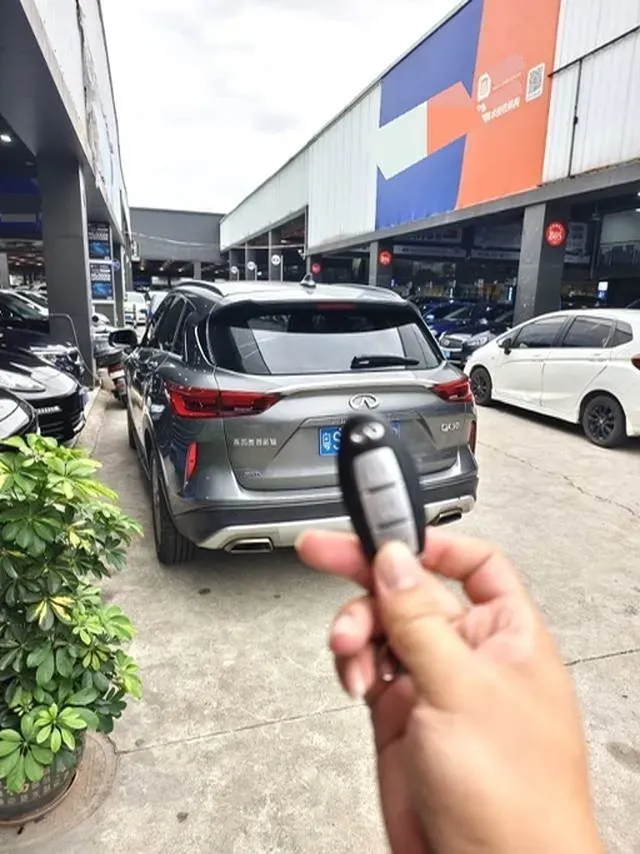 2018 Mitsubishi Pajero 3.0L 174HP V6 5AT,autocango,china used car exporter,china ev exporter,chinese used car exporter,chinese used ev exporter