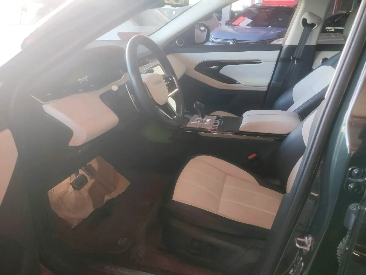2023 Land Rover Range Rover Evoque 2.0T 249HP L4 9AT,autocango,china used car exporter,china ev exporter,chinese used car exporter,chinese used ev exporter