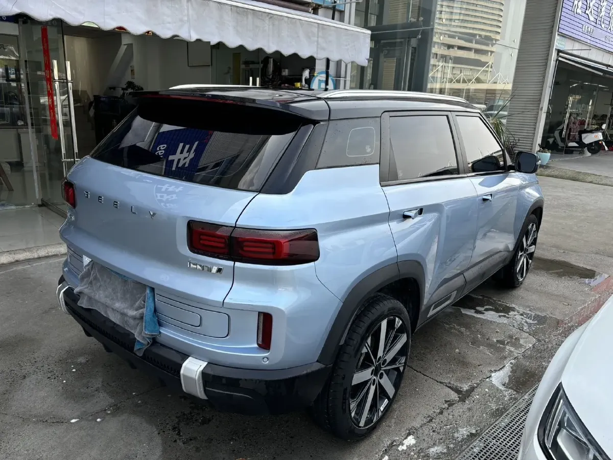 2023 Geely ICON 1.5T 181HP L4 7DCT,autocango,china used car exporter,china ev exporter,chinese used car exporter,chinese used ev exporter