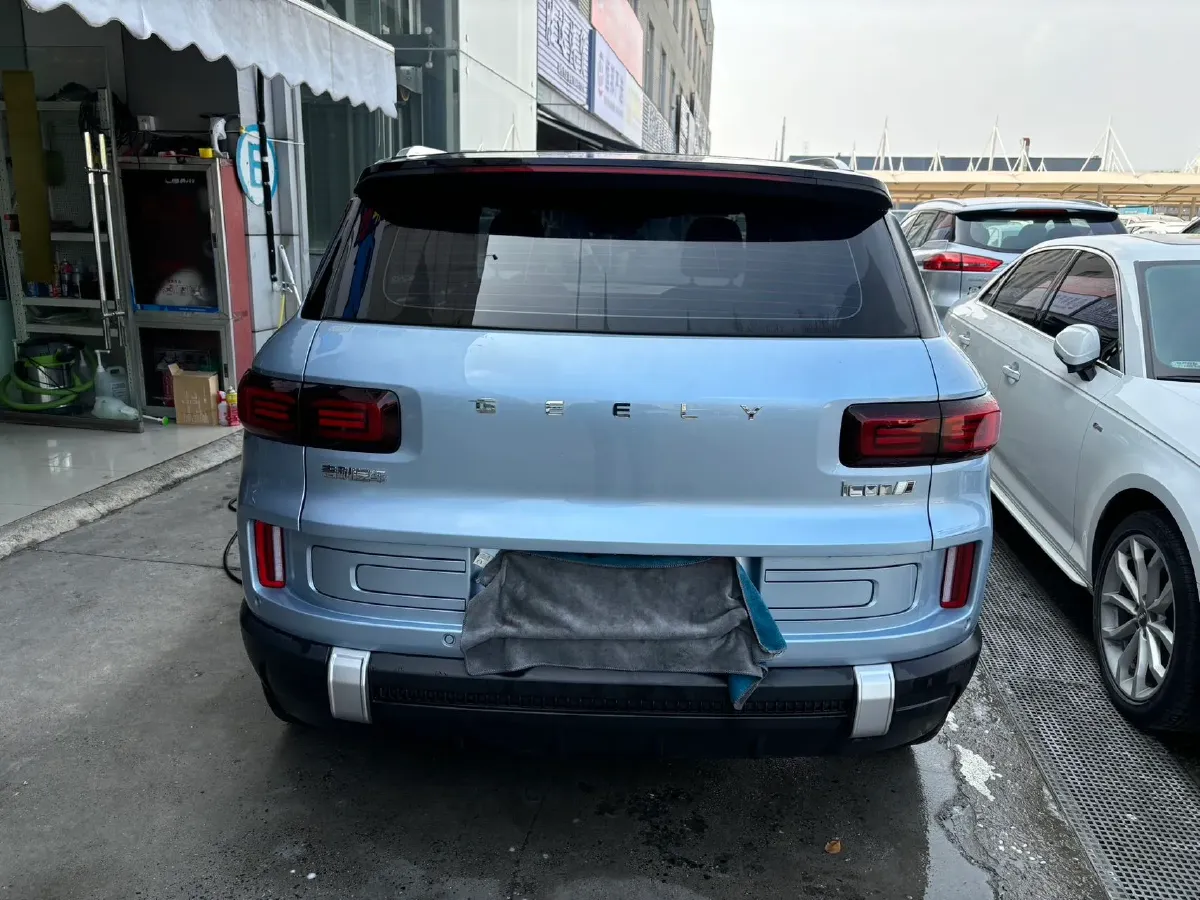 2023 Geely ICON 1.5T 181HP L4 7DCT,autocango,china used car exporter,china ev exporter,chinese used car exporter,chinese used ev exporter